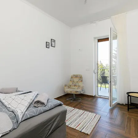 Apartment Johann 1 By Interhome